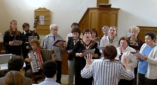 Bohu zpívat, jeho vzývat