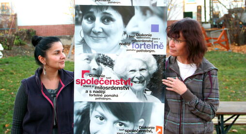 Jak vypadá práce lidí, kteří pomáhají maminkám a dětem bez domova