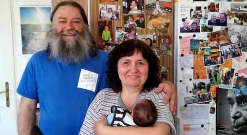 Vlastní cestou. Pěstounská péče na přechodnou dobu