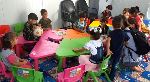 Pro děti v uprchlickém táboře Zaatari se otevřela první školka