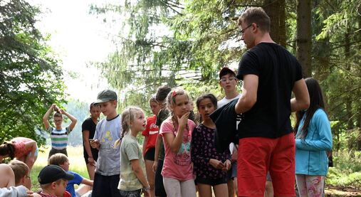 Žít a nechat žít. Duchovní autority mladé generace