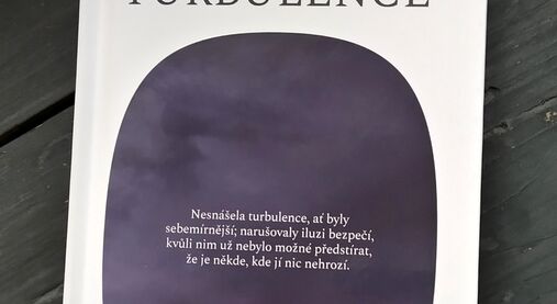 Recenze: Turbulence