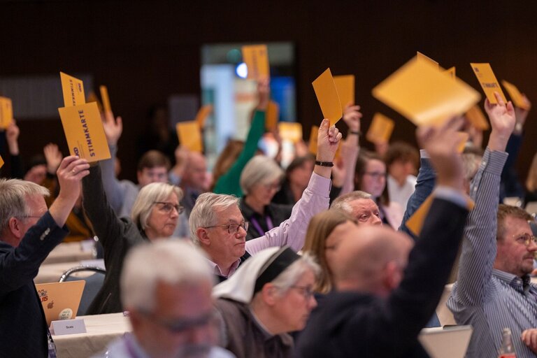 Německá evangelická církev rozhodla o dalším postupu v palčivých otázkách 