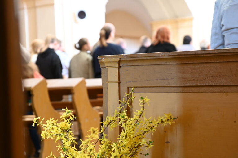 Křest, vigilie i křížová cesta. Evangelíci oslavili největší svátky roku