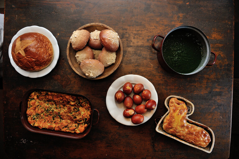 Nejen vírou živ je člověk