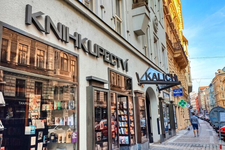Knihkupectví v pražské Jungmannově ulici bude nově provozovat Biblion