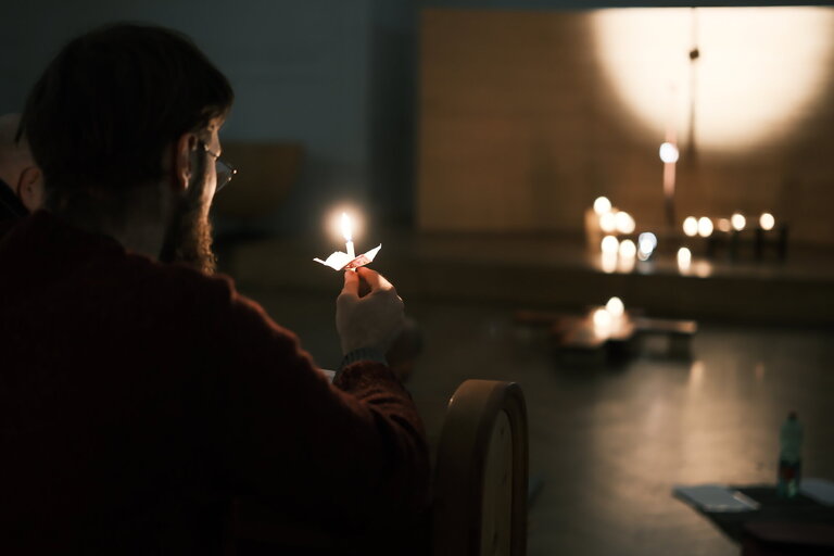 Slavnost světla prozářila smíchovský sbor