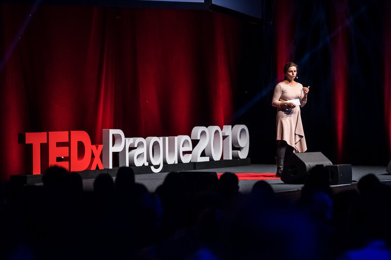 katka-TEDxPrague-2019