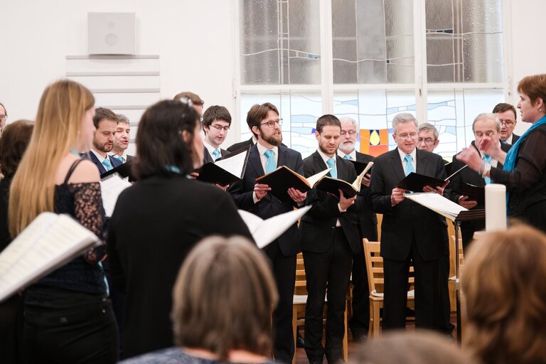 Naši pěvci zpívají už čtyři dekády