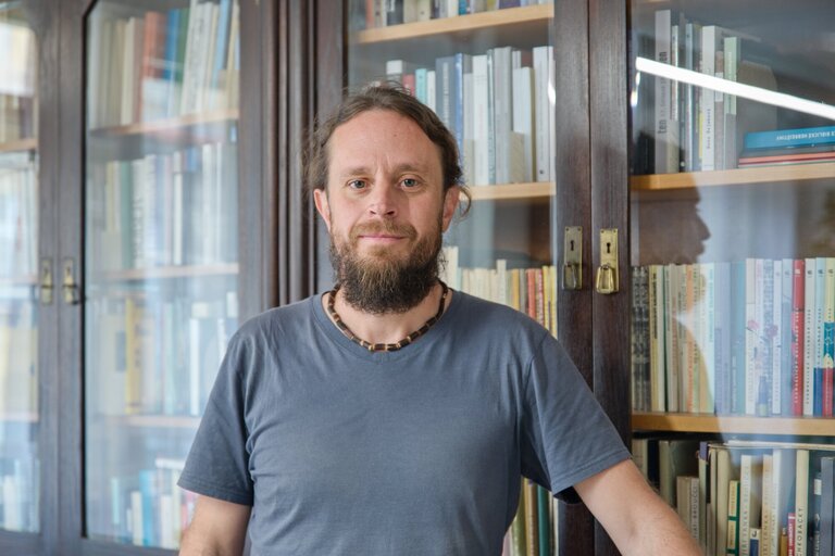 Mezi posluchárnou a kazatelnou