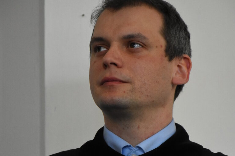 Je potřeba tam s nimi prostě být