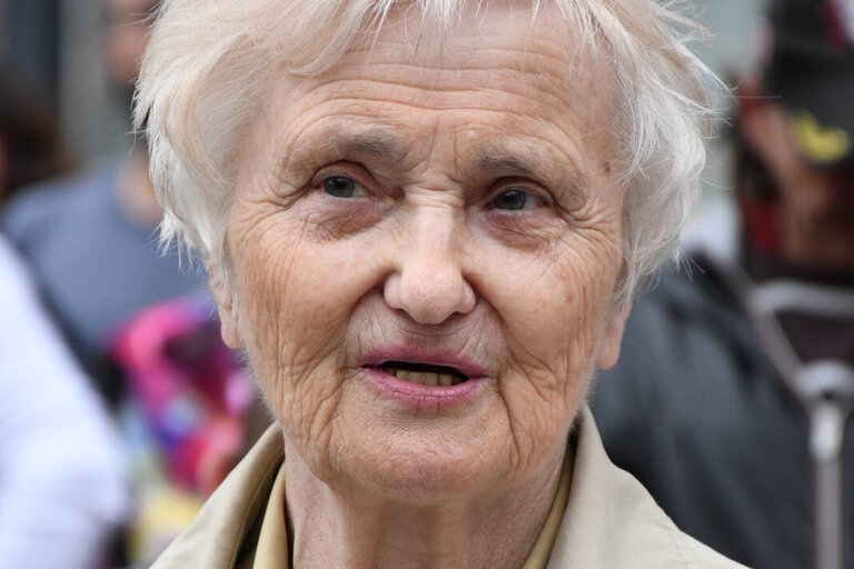 Žena, kterou neumlčeli
